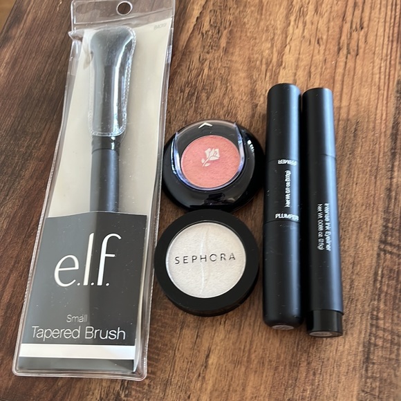 Makeup - Picture 4 of 6